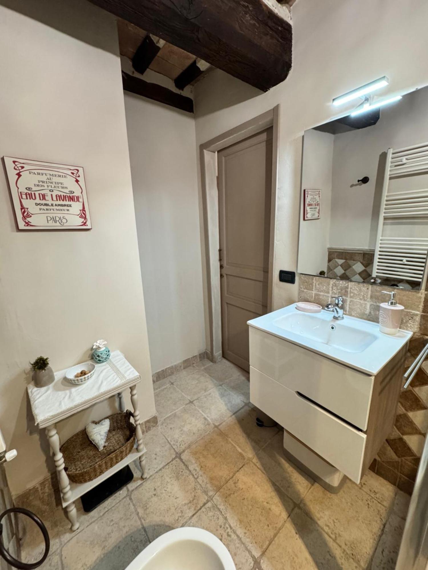 Sforza House Hotel Acquapendente Ngoại thất bức ảnh